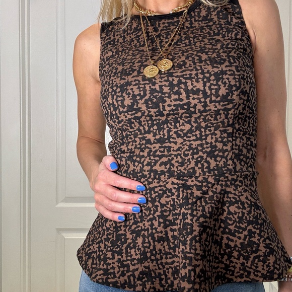 Le Chateau Peplum dress top XXS - Picture 4 of 12